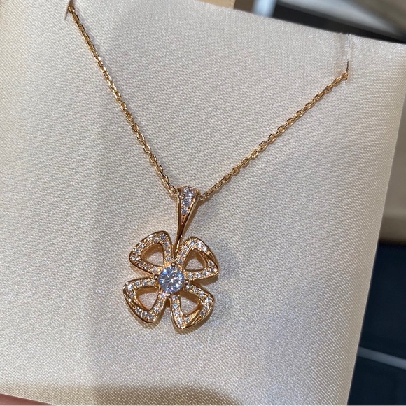 Bulgari Rose Gold Clover Necklace - Picture 5 of 8
